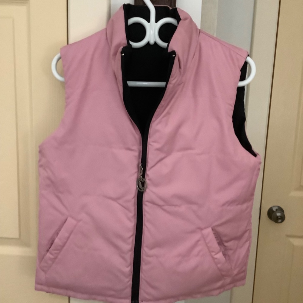 JLo ReversibleVest - Picture 3 of 4